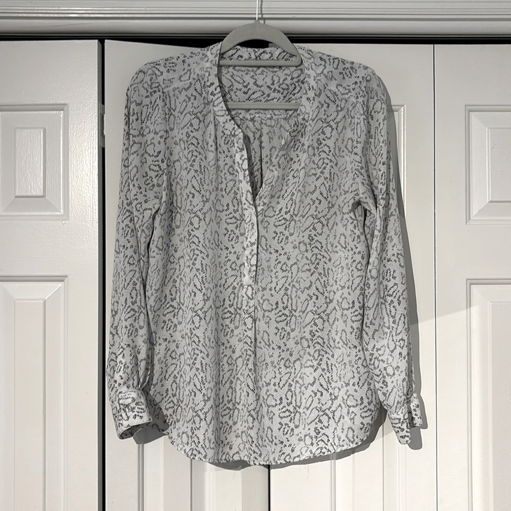 Black and white blouse